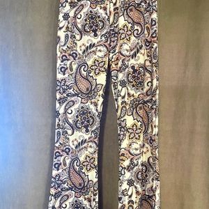 Mid Rise/Loose Fit-Floral